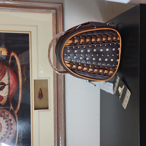 Montana West Handbags - American Bling Convertible Crossbody/Backpack Bag by Montana West